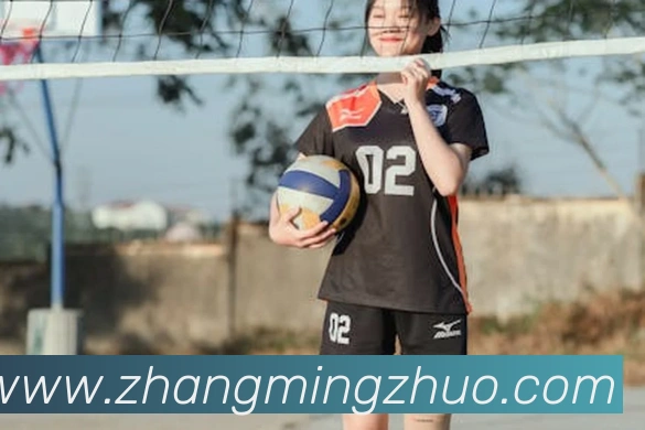 虎扑NBA：湖人调整首发后取胜 东契奇伤停影响独行侠进攻